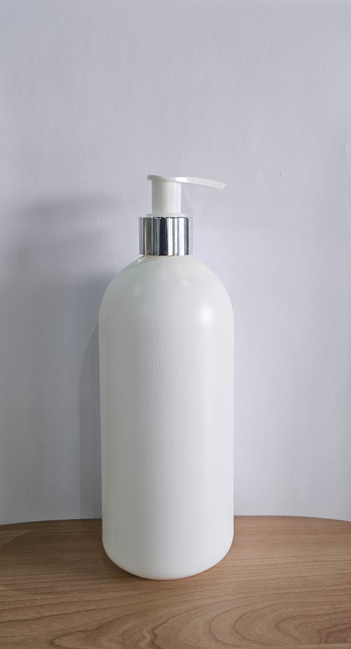 500ml Hdpe Boston White Bottle With Silver White Lotion Pump